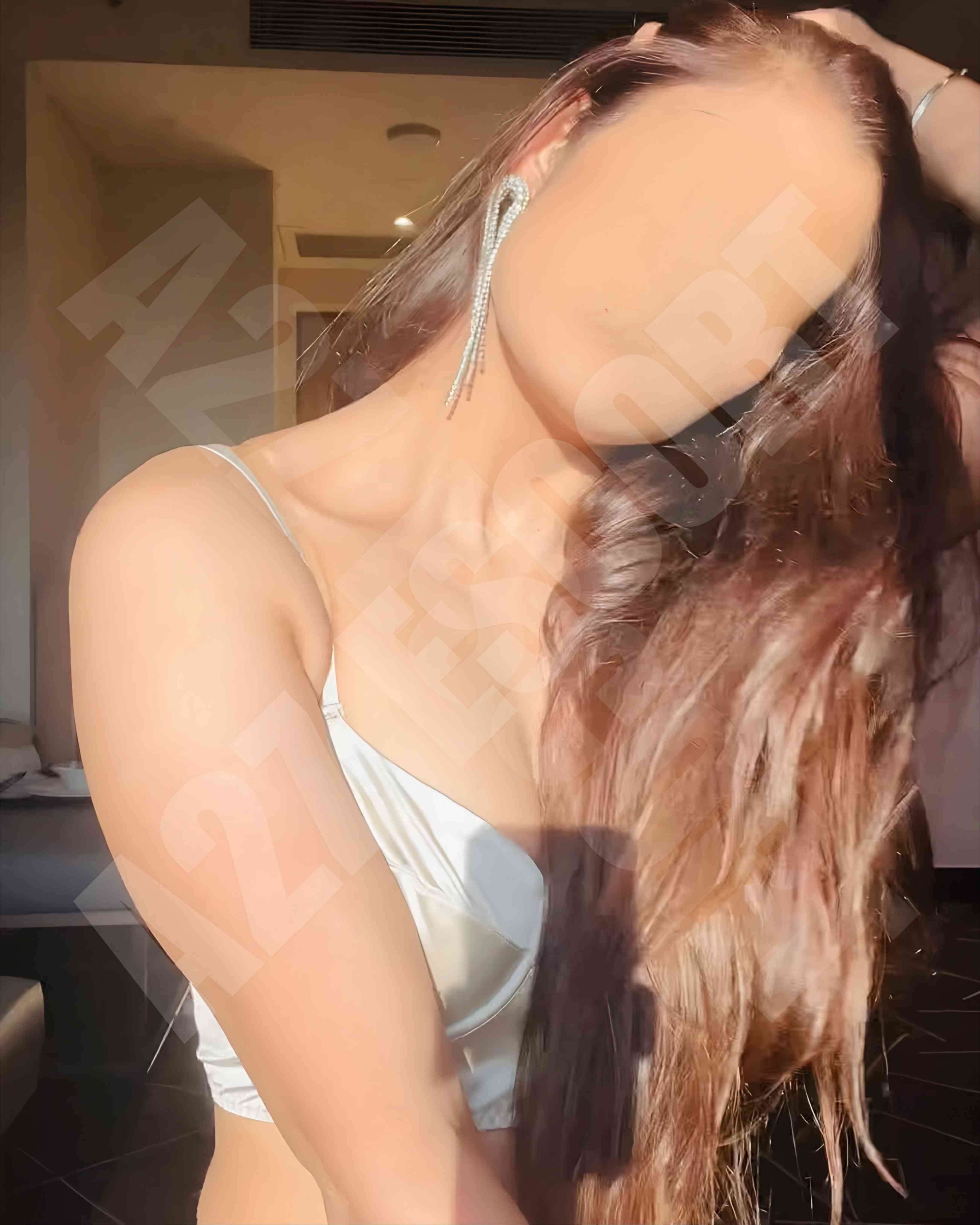 call girls in Bhubaneswar with stunning companions, playful brunette Call Girl in Bhubaneswar enjoying the outdoors