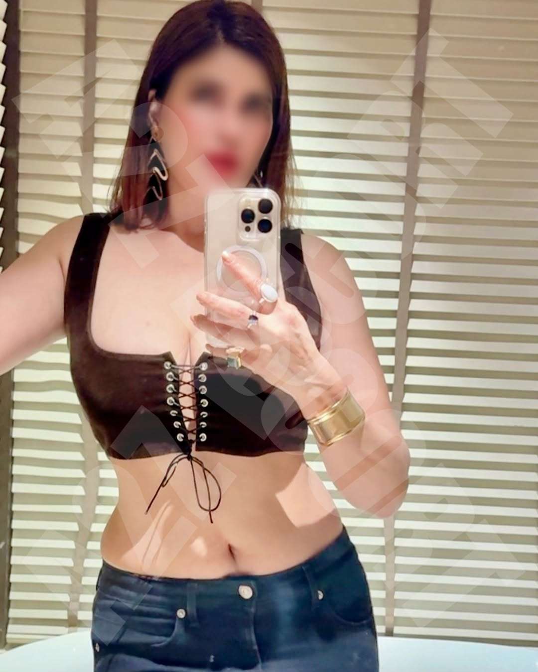 call girls in Bhubaneswar with stunning companions, playful brunette Call Girl in Bhubaneswar enjoying the outdoors